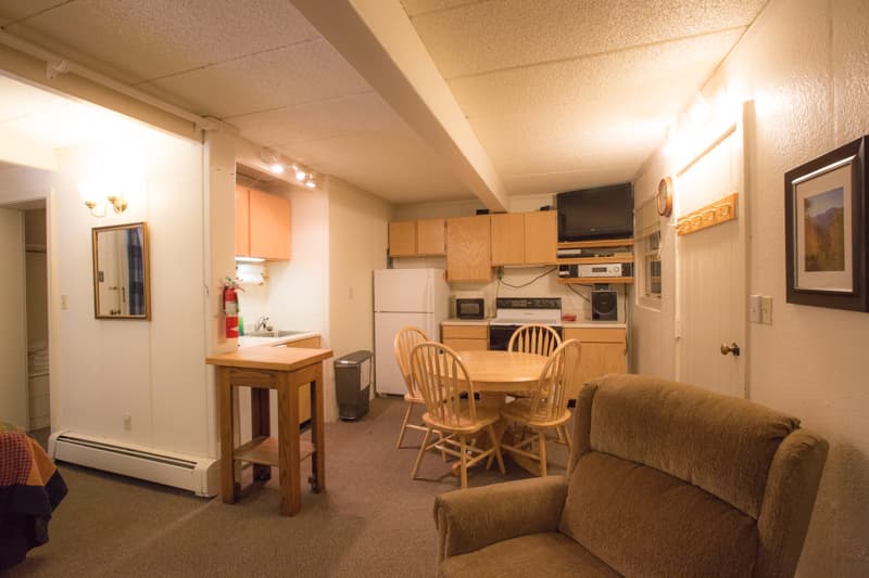 B2 - Image 1